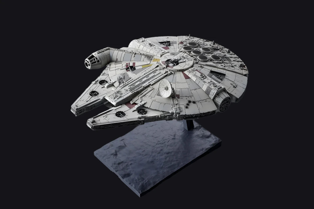 STAR WARS - 1/144 Millennium Falcon- Model Kit