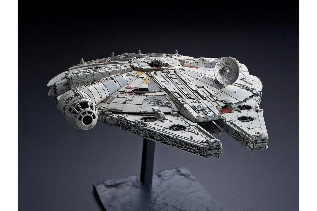 STAR WARS - 1/144 Millennium Falcon- Model Kit