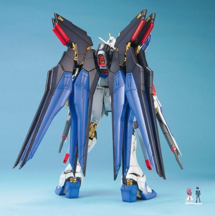 GUNDAM - MG 1/100 Strike Freedom Gundam