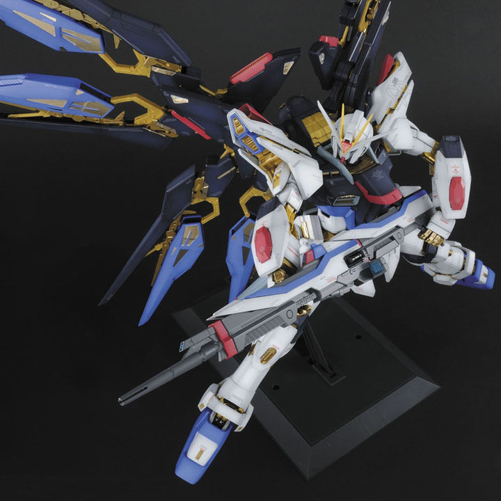 GUNDAM - PG 1/60 Strike Freedom