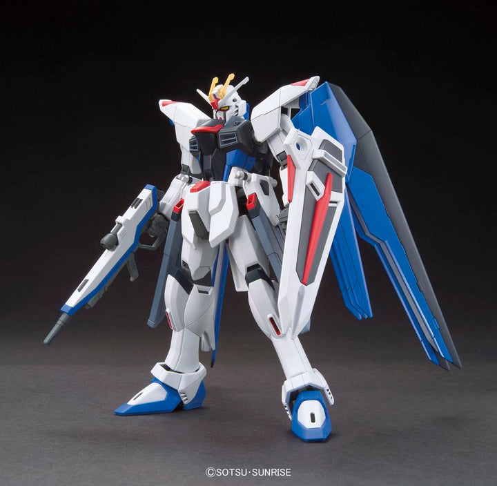 GUNDAM - 1/144 HGCE Freedom Gundam