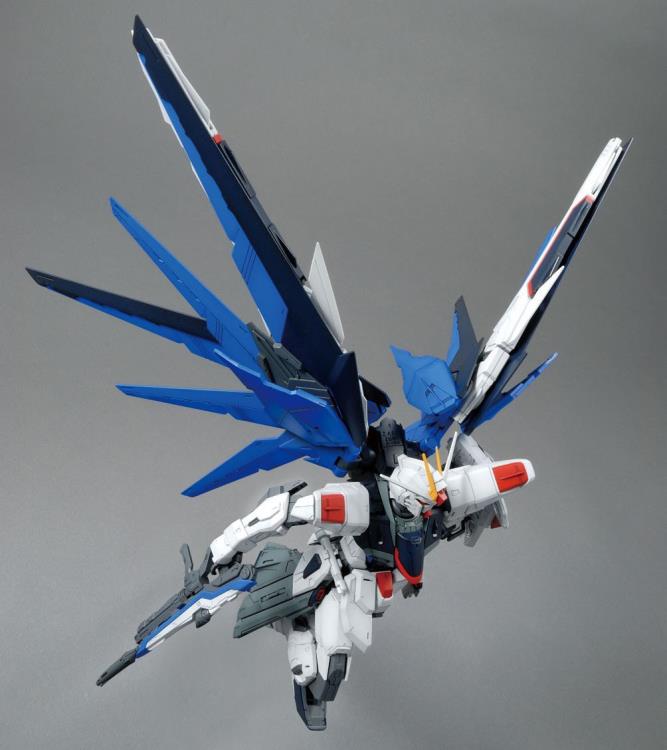 GUNDAM - MG 1/100 Freedom Gundam Ver.2.0