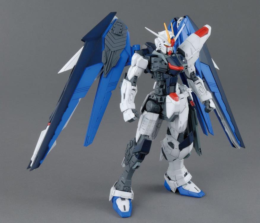 GUNDAM - MG 1/100 Freedom Gundam Ver.2.0