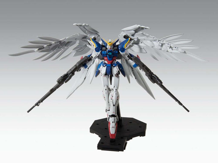 GUNDAM - MG 1/100  Wing Gundam Zero Ew Ver.ka